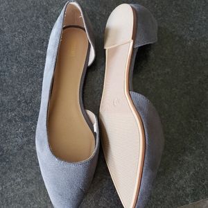 Size 10 Grey Suede Flats